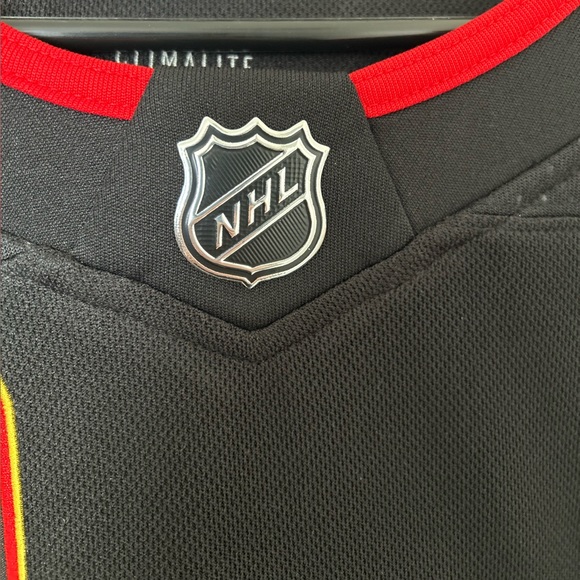 Authentic Adidas Vancouver Canucks Jersey, 50th anniversary, skate logo. Horvat - Picture 4 of 5